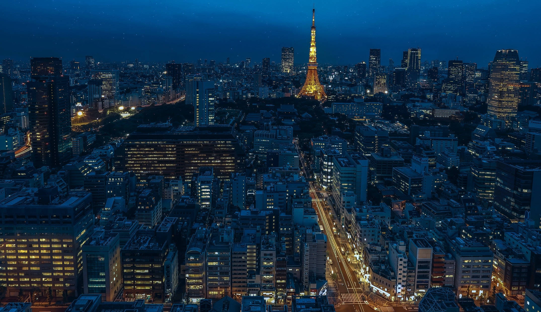 ทิวทัศน์เมืองโตเกียวทาวเวอร์ยามค่ำคืน วอลเปเปอร์