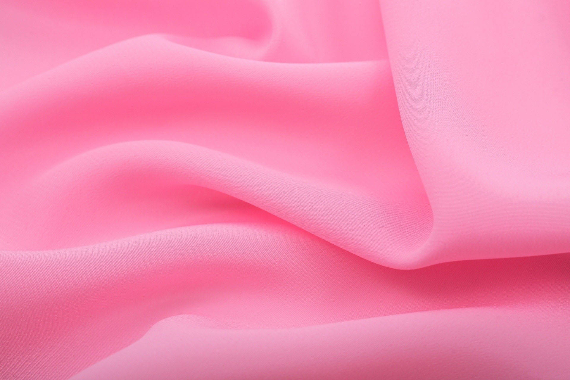 วอลเปเปอร์ผ้าสีชมพูอ่อนมีรอยพับ — สีชมพู วอลเปเปอร์