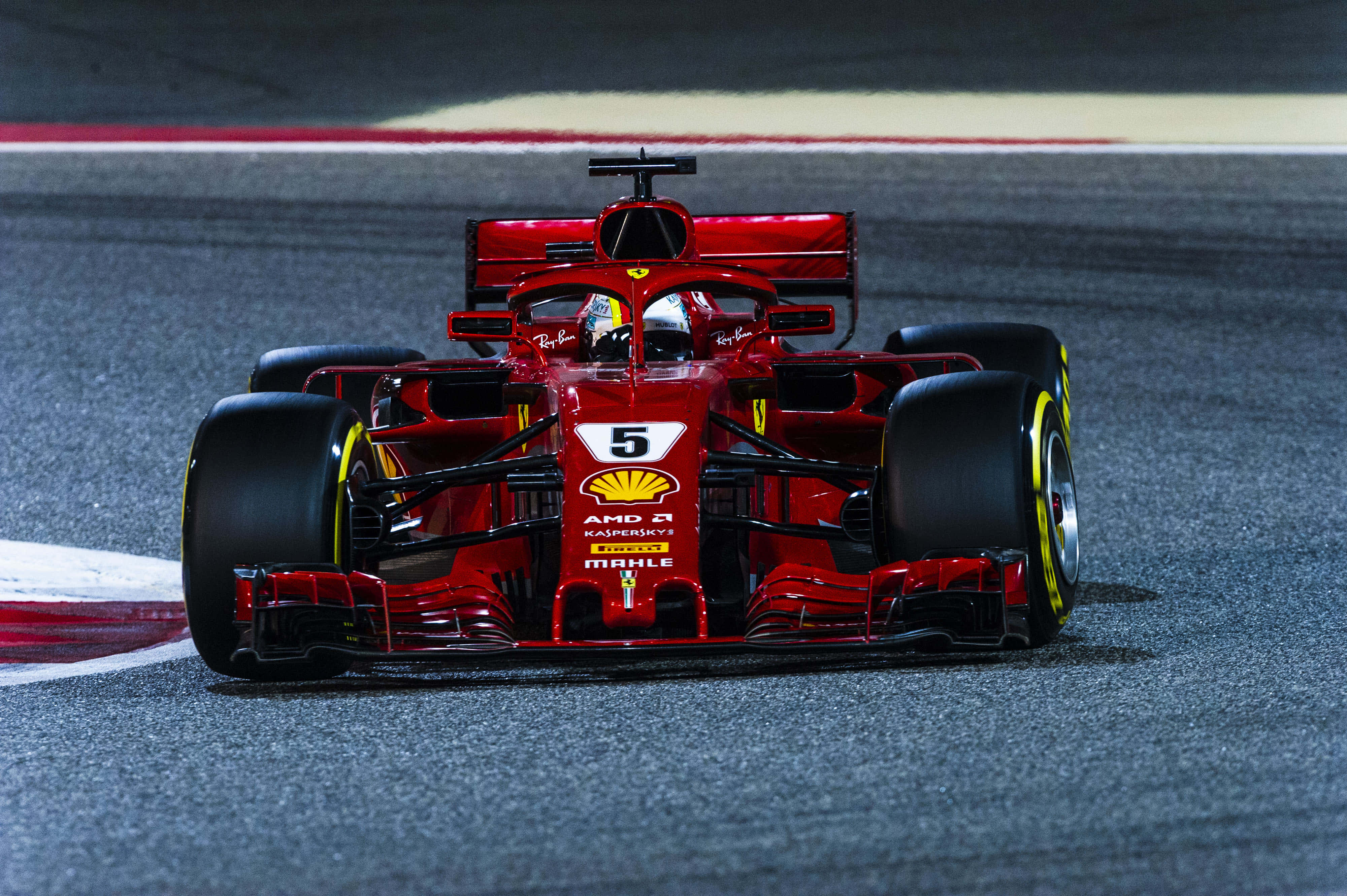 พื้นหลัง Vettel Ferrari SF71H F1 2018 วอลเปเปอร์