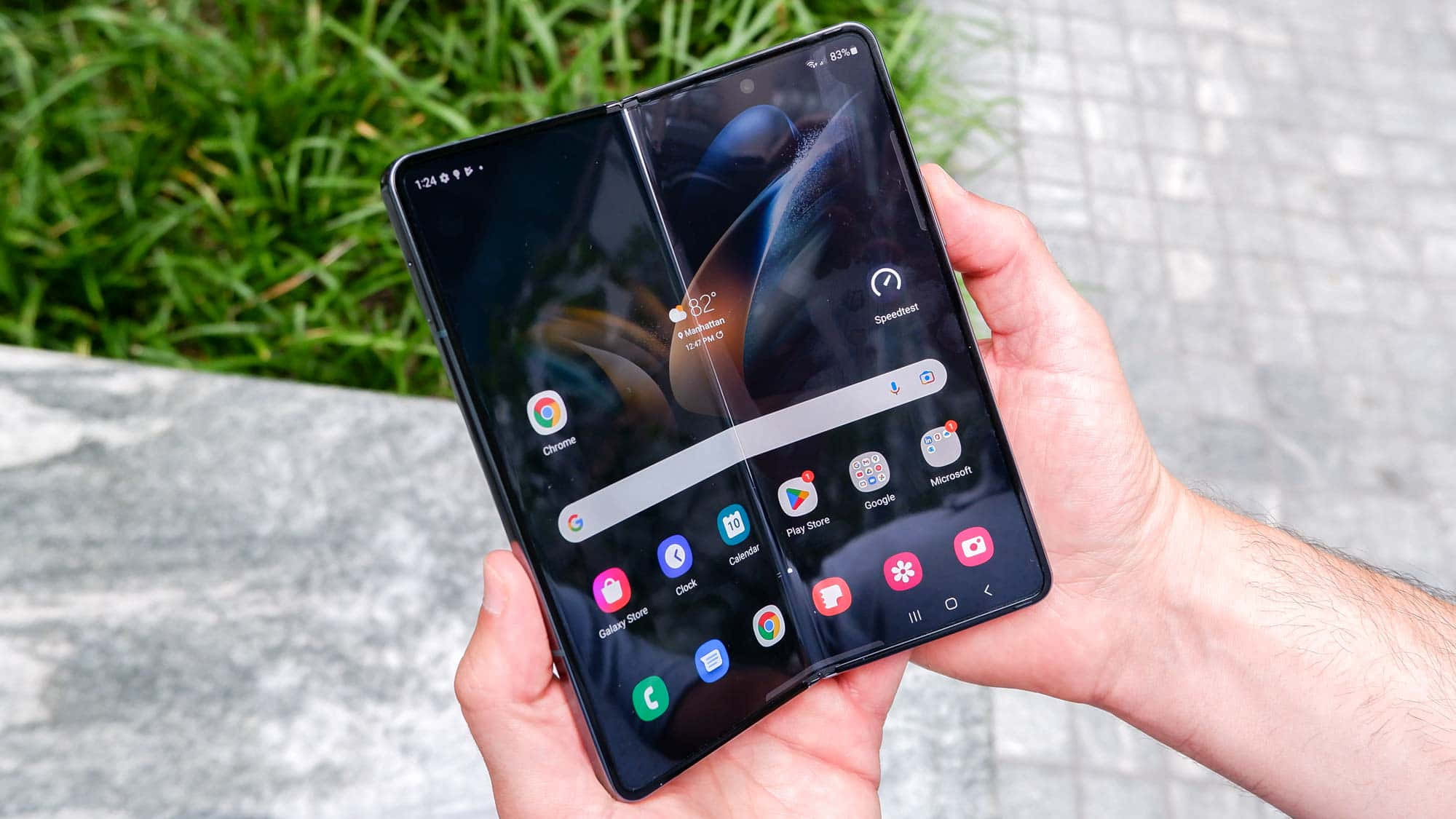 ภาพ Samsung Galaxy Z Fold 4 วอลเปเปอร์