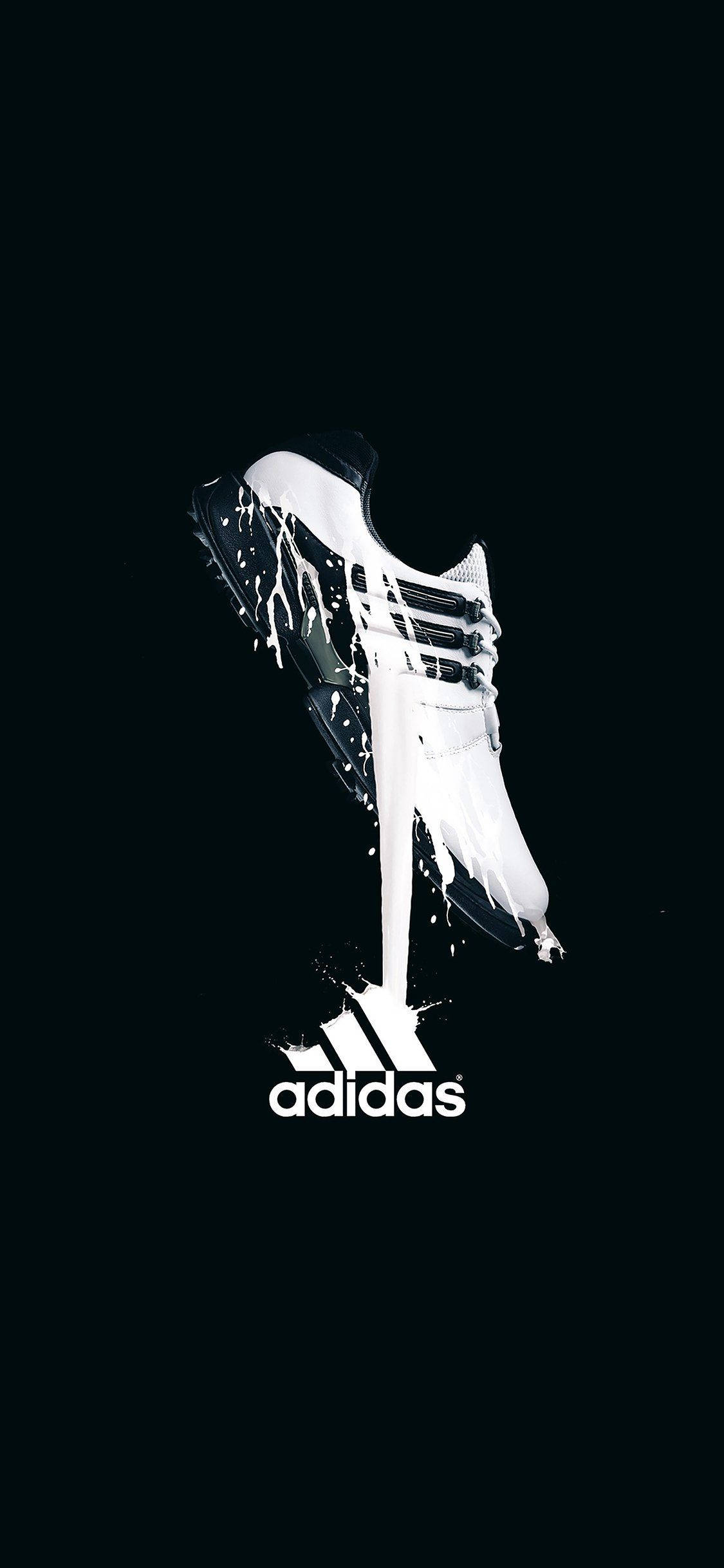 ยกระดับสไตล์ของคุณด้วยโลโก้ Adidas อันโด่งดัง วอลเปเปอร์