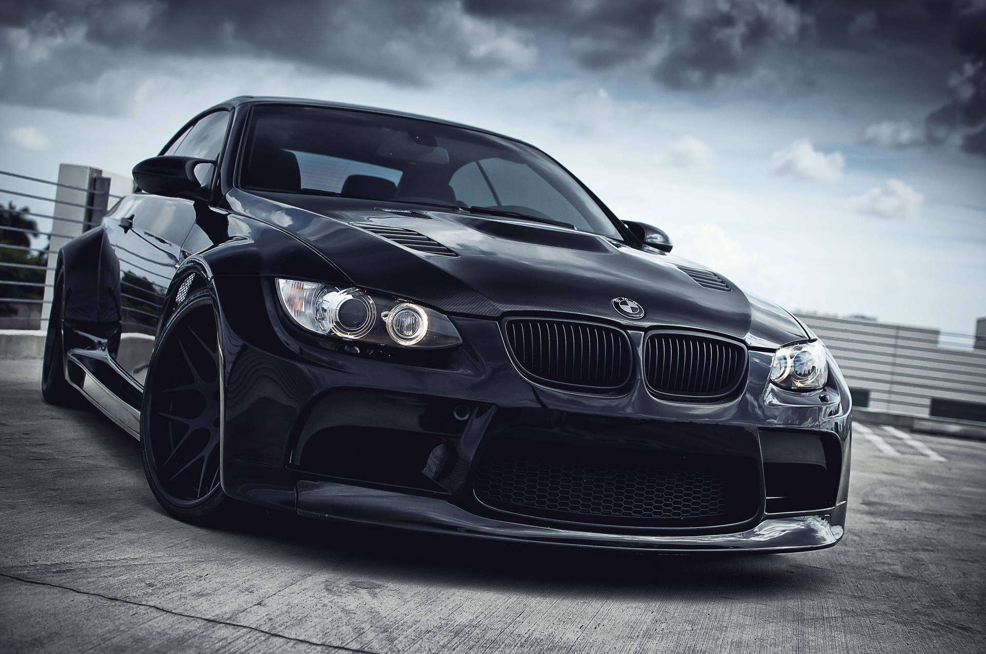 ภาพรถ BMW สีดำ 4K สำหรับแล็ปท็อป — Bmw วอลเปเปอร์