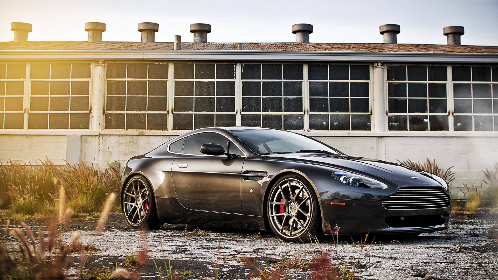 วอลเปเปอร์รถยนต์ 4k สีเทา Aston Martin Db8 — รถยนต์ 4K GIF วอลเปเปอร์