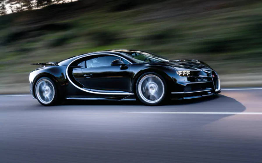 รถสปอร์ตดำ Bugatti Chiron 4K วอลเปเปอร์