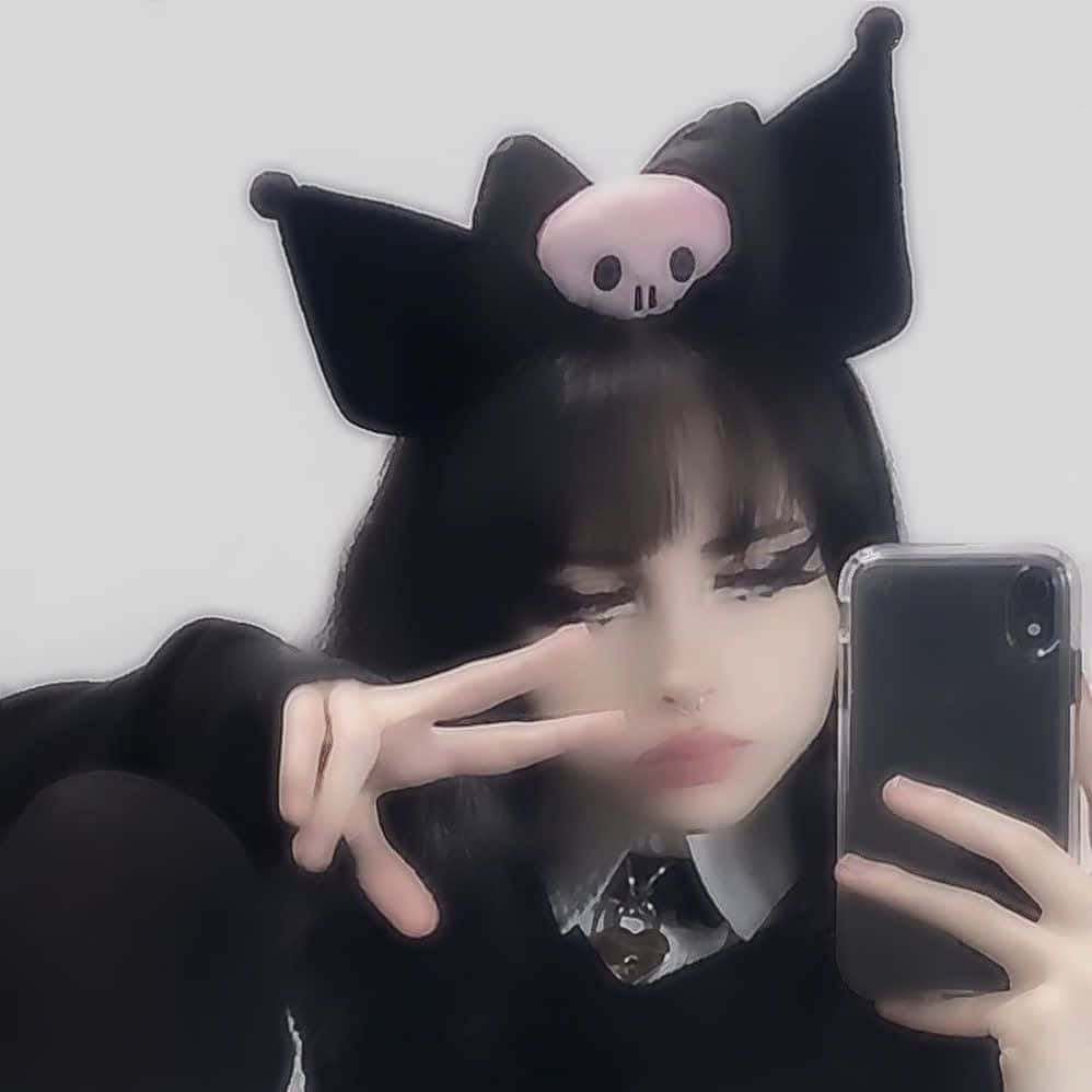 รูปโปรไฟล์สุ่มของสาว Kuromi วอลเปเปอร์