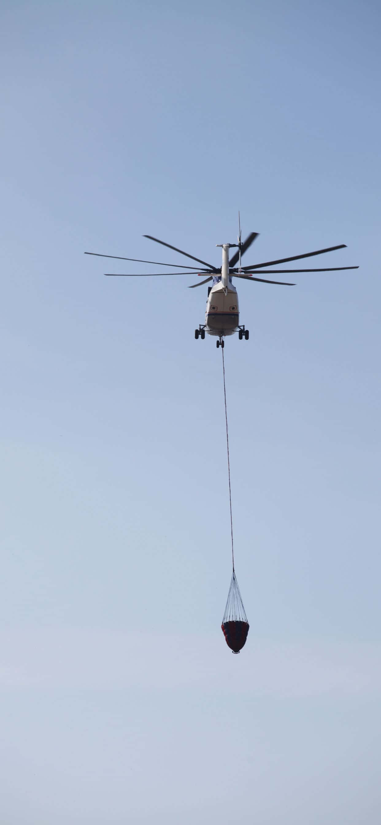 สนุกกับการบินเหนือฟ้าตลอดชีวิตด้วย iPhone Xs Max Helicopters วอลเปเปอร์