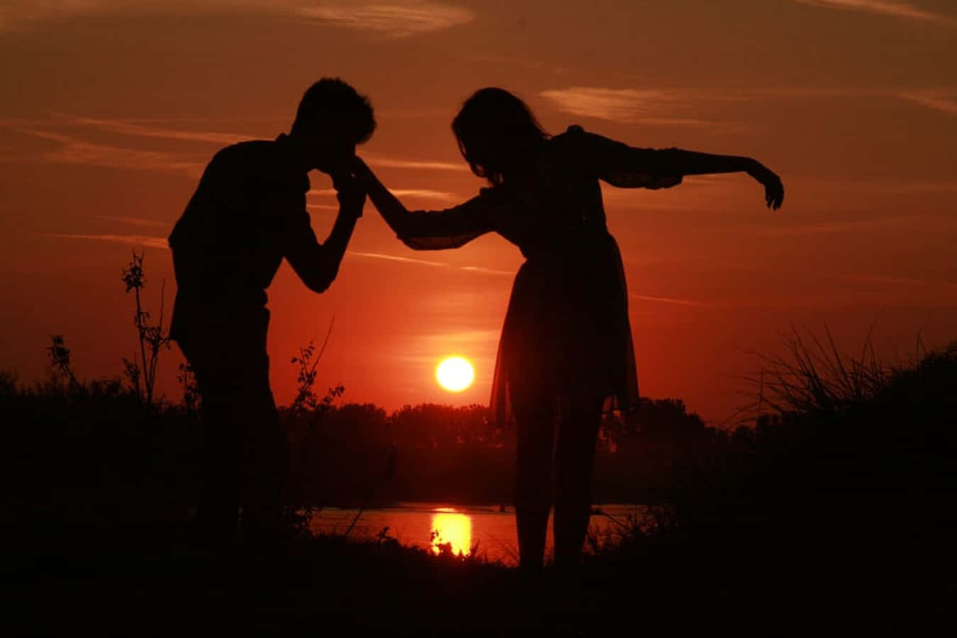สองหัวใจรักผูกพันอย่างมีความสุข วอลเปเปอร์