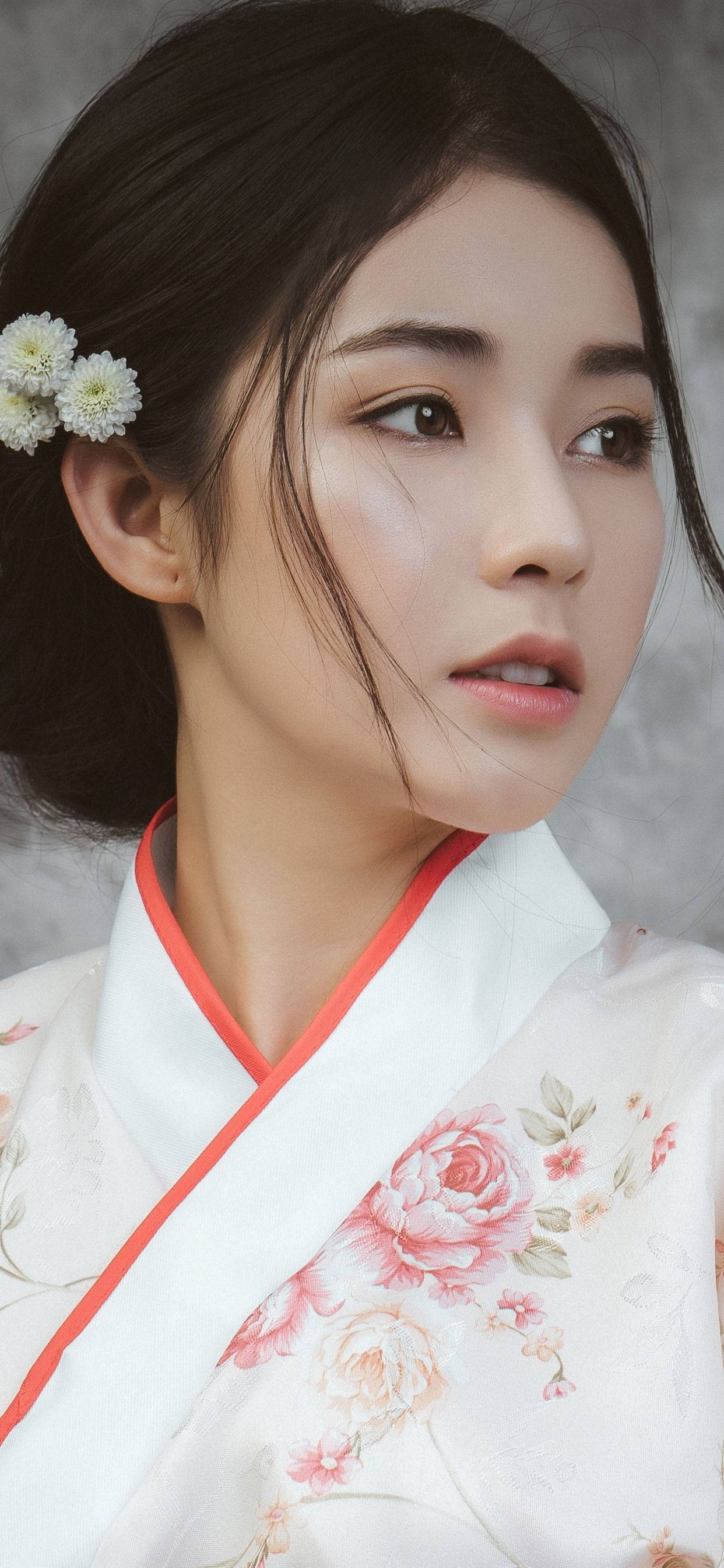 สาวญี่ปุ่นในชุดกิโมโนสีขาว โตเกียว ญี่ปุ่น วอลเปเปอร์