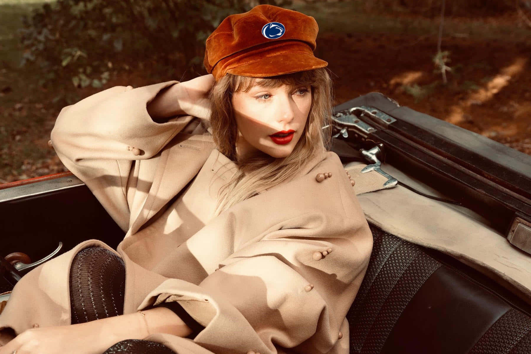 Red Taylors Version — Taylor Swift วอลเปเปอร์