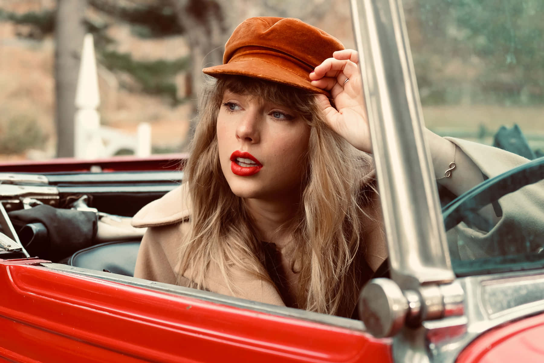 Red Taylors Version — Taylor Swift วอลเปเปอร์