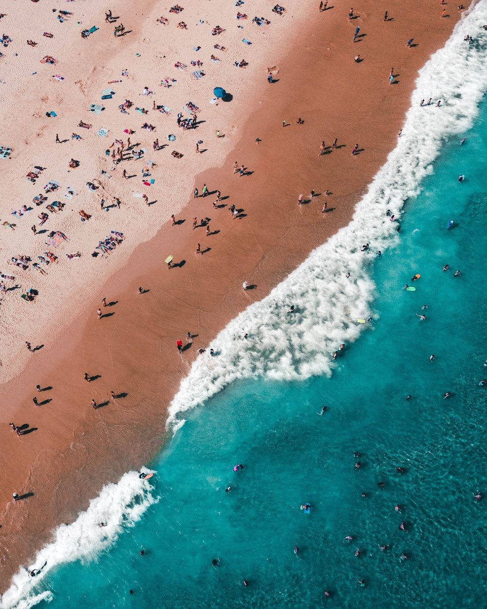 ภาพโดรนเหนือชายหาด วอลเปเปอร์ iPhone — iPhone วอลเปเปอร์
