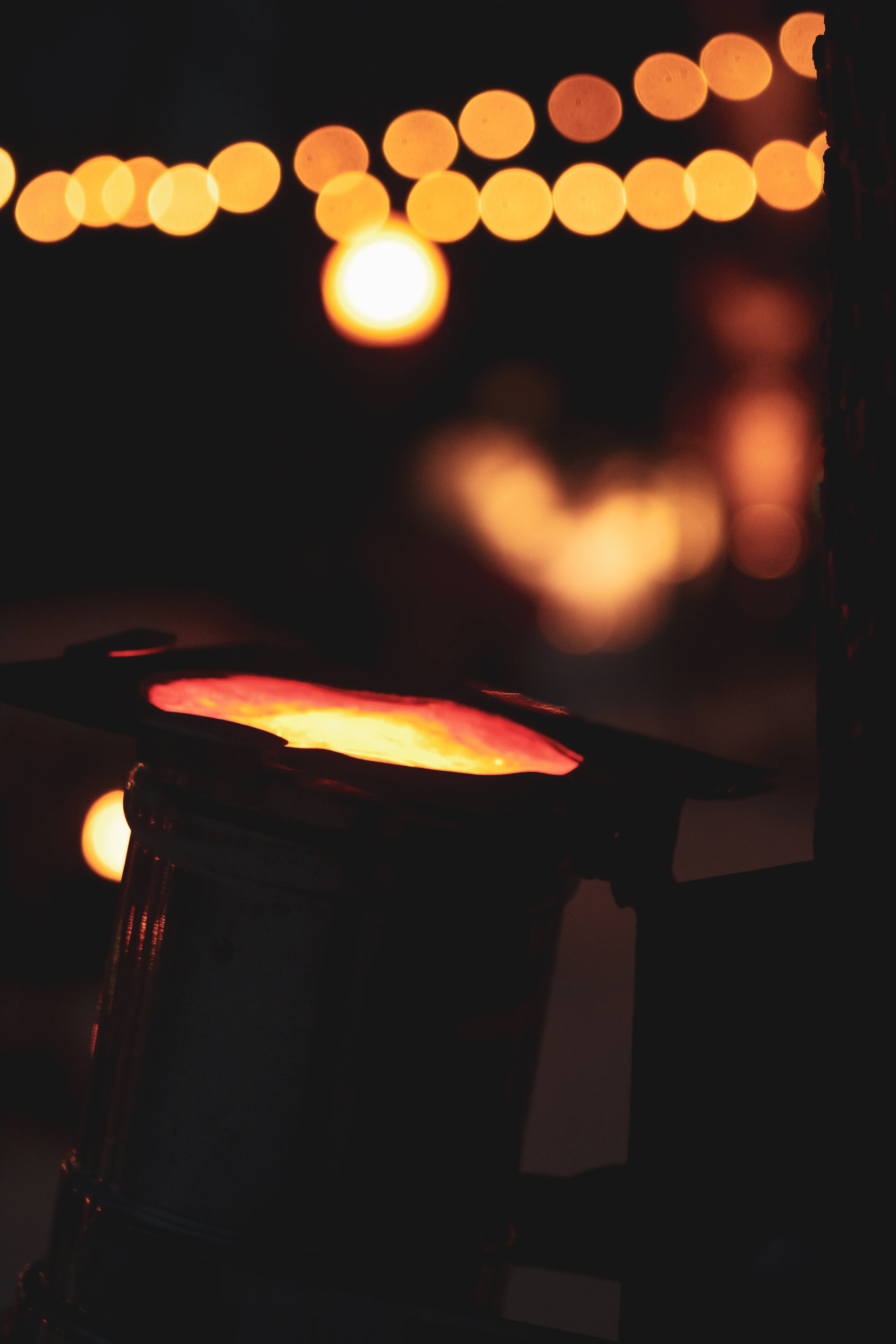 แสงสีเหลืองที่มองเห็น วอลเปเปอร์