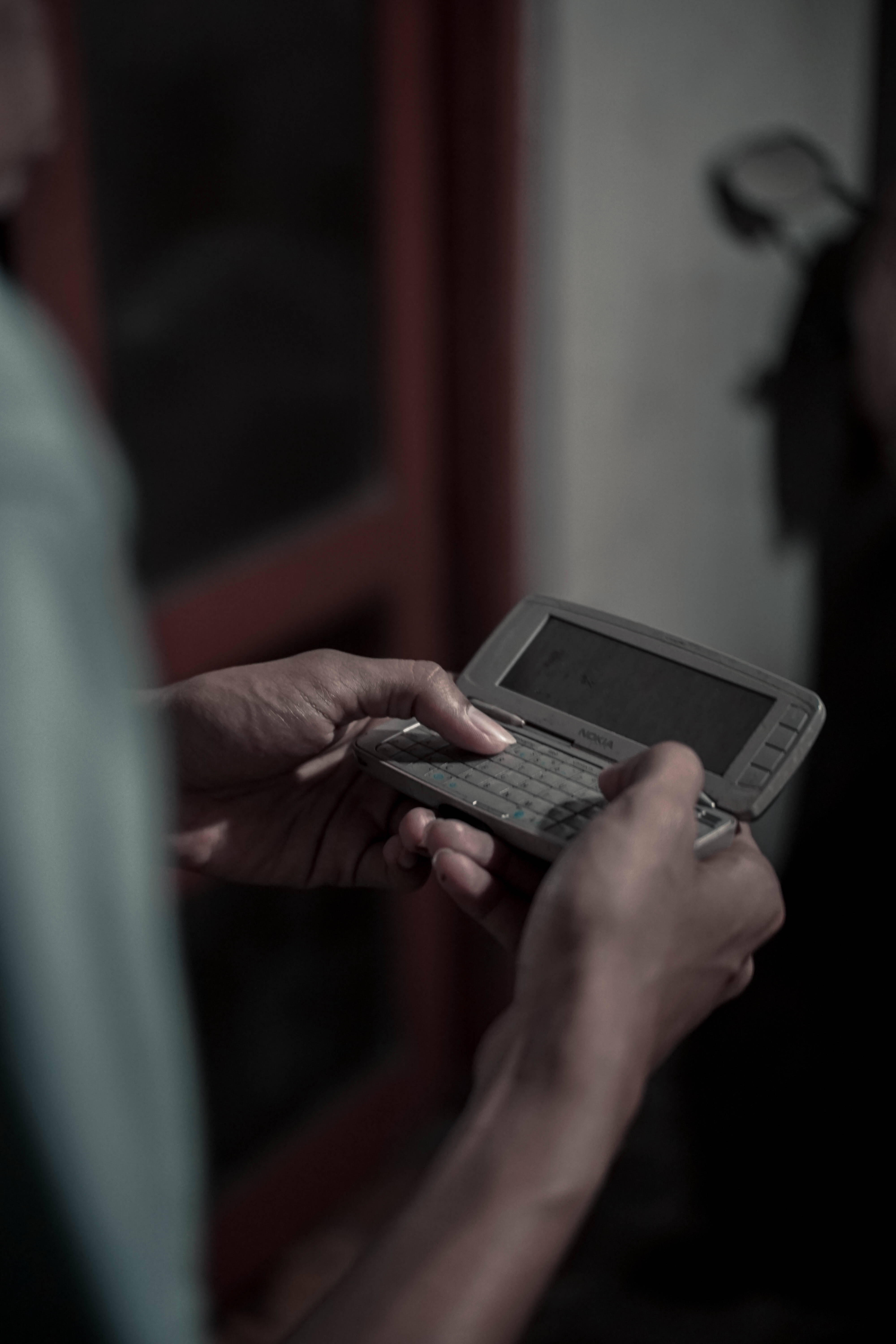 โทรศัพท์มือถือ Nokia 9300 วอลเปเปอร์