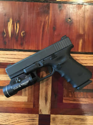 ภาพ Glock 19 — iPad Pro M4 วอลเปเปอร์