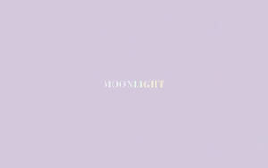 MacBook สีม่วง Moonlight สวยงาม