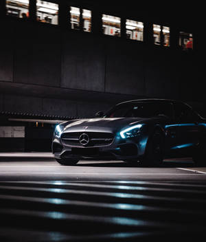 วอลเปเปอร์ Mercedes Benz เรืองแสงในที่มืด — Galaxy Z Fold 6 วอลเปเปอร์