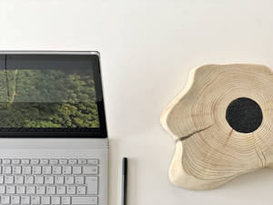 คอมพิวเตอร์แล็ปท็อปสีขาวและดำ — Surface วอลเปเปอร์