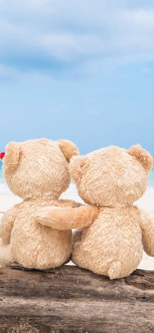 Teddy Bear Hugging wallpaper — iPhone 16 วอลเปเปอร์