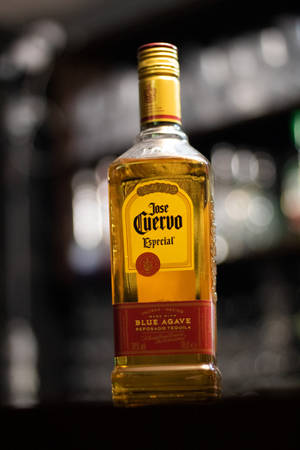 คำอธิบายภาพ: ขวดเหล้าเตกีล่า Jose Cuervo Agave สุดหรู — เสี่ยวหมี่ แท็บเล็ต วอลเปเปอร์