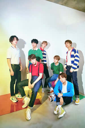 ถ่ายแบบ BTS ในชุดลำลอง — หัวเว่ย เมทแพด 11.5 (2026) วอลเปเปอร์