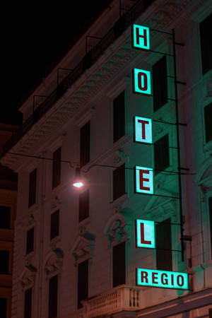 วอลเปเปอร์ป้าย Hotel Regio