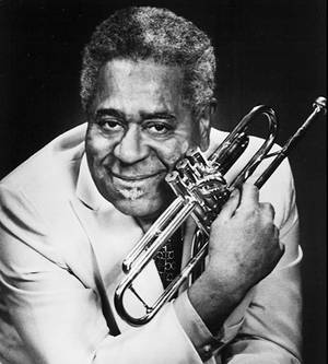 ภาพขาวดำของ Dizzy Gillespie — Honor Magic V Flip 2 วอลเปเปอร์