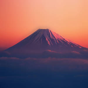 วอลเปเปอร์ภูเขาสีแดงและท้องฟ้าที่สวยงาม