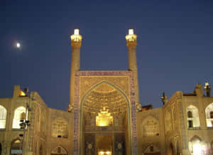 มัสยิดใหญ่ Abbasi แห่ง Isfahan ยามค่ำคืน — ทอง วอลเปเปอร์