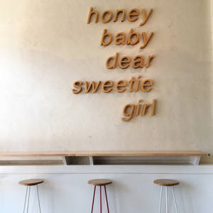 วอลเปเปอร์มุมกาแฟสไตล์ Beige Aesthetic — สีเบจ สุนทรียภาพ GIF วอลเปเปอร์