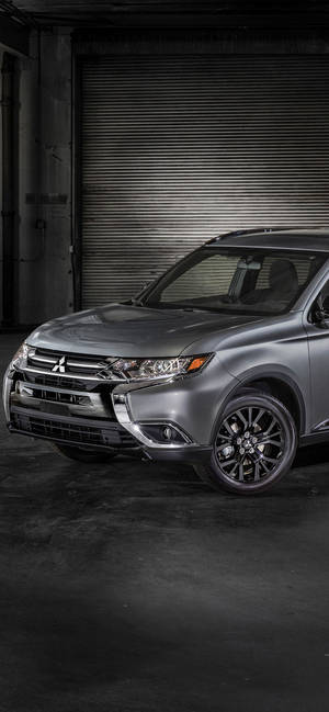 วอลเปเปอร์รถ Mitsubishi Outlander สีเทา — iPhone 18 วอลเปเปอร์