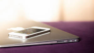 หน้าจอ iPhone ที่ทันสมัยและเรียบหรู