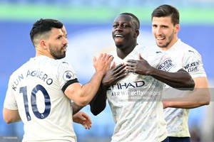 วอลเปเปอร์เบนจามิน เมนดี้ เสื้อเจอร์ซี่ยสีขาวเอতিহัด — 3:2 วอลเปเปอร์