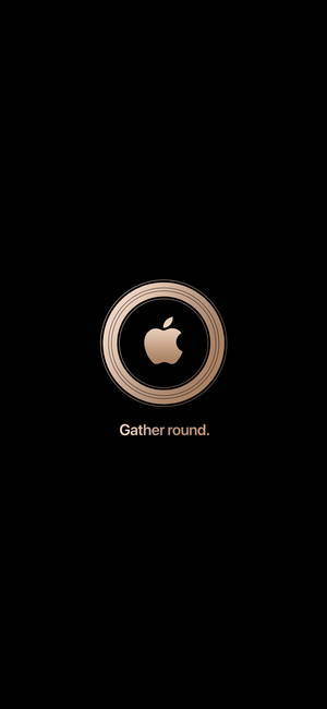 โลโก้ Apple ในวงกลมทองคำ iPhone — iPhone 15 Pro วอลเปเปอร์