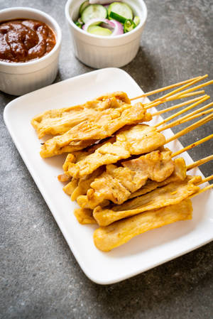 ไก่สะเต๊ะน่ากิน - รสชาติแห่งเอเชียตะวันออกเฉียงใต้ — หัวเว่ย เมทแพด 11.5 S (2025) วอลเปเปอร์